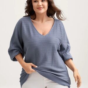 BloomChic Plus Size 2XL Supersoft Textured V-Neck Batwing Sleeve Pullover us18
